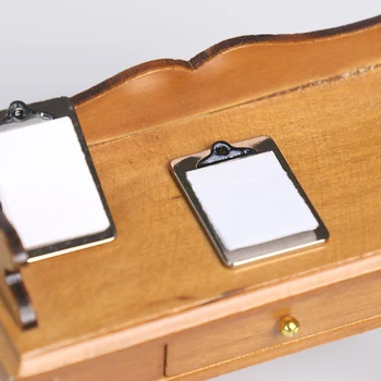 1 buc 1:12 casă de Păpuși în Miniatură Tabla de Scris Clip Notebook Dosar Model Pentru Papusa Casa Decor Accesorii Jucarii Cadou